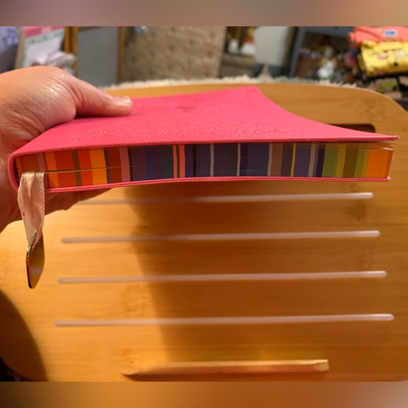 Beautiful Tiana Journal! NIP! Disney Princess and The Frog. 🐸 - Picture 7 of 7